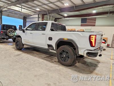 Drugie zdjęcie samochodu z przodu: 2026 GMC SIERRA K2500 DENALI ULTIMATE VIN:1GT4UXEY9TF177001 - miniatura