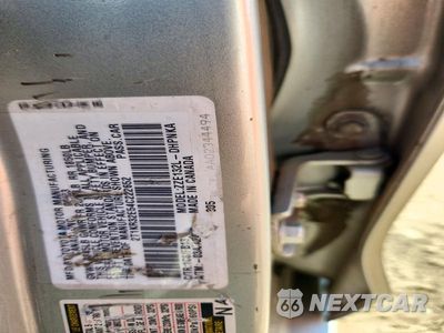 Zdjęcie 12 z 12 samochodu: 2004 TOYOTA MATRIX XR VIN:2T1KR32E54C222652 - miniatura