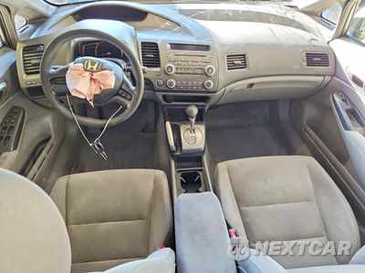Zdjęcie 8 z 12 samochodu: 2007 HONDA CIVIC LX VIN:1HGFA16557L094242 - miniatura