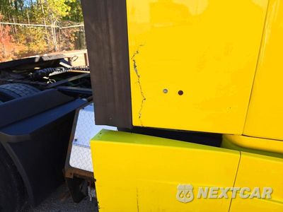 Zdjęcie 14 z 14 samochodu: 2017 FREIGHTLINER CASCADIA 125 VIN:3AKJGLDR9HSJJ2104 - miniatura
