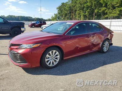 2020 TOYOTA CAMRY LE 4T1C11AKXLU390730 - główne zdjęcie licytacji z USA - miniatura