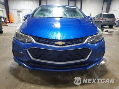 Piąte zdjęcie samochodu w środku: 2018 CHEVROLET CRUZE LT VIN:3G1BE6SM6JS652900 - miniatura