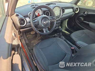 Zdjęcie 8 z 12 samochodu: 2011 MINI COOPER VIN:WMWZN3C53BT133061 - miniatura