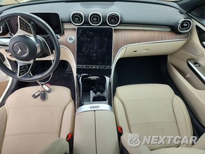 Zdjęcie 8 z 12 samochodu: 2025 MERCEDES-BENZ C 300 4MATIC VIN:W1KAF4HB1SR240985 - miniatura