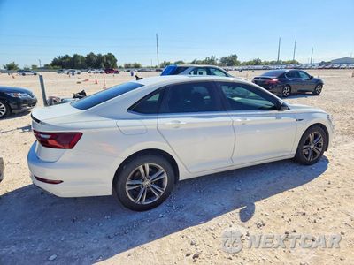 Trzecie zdjęcie samochodu z tyłu: 2020 VOLKSWAGEN JETTA S VIN:3VWCB7BU7LM050053 - miniatura