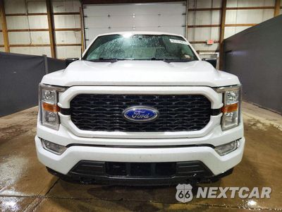 Piąte zdjęcie samochodu w środku: 2022 FORD F150 SUPER CAB VIN:1FTEX1EP7NFA25799 - miniatura