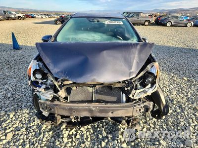 Piąte zdjęcie samochodu w środku: 2016 TOYOTA PRIUS C THREE VIN:JTDKDTB36G1136689 - miniatura