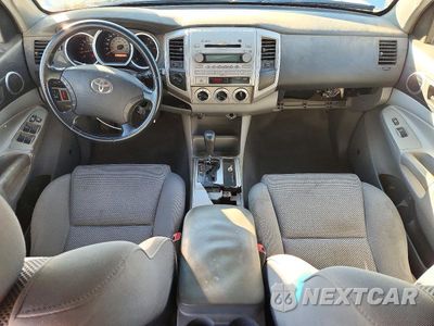 Zdjęcie 8 z 13 samochodu: 2006 TOYOTA TACOMA V6 VIN:5TELU42NX6Z265003 - miniatura