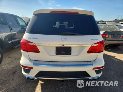 Zdjęcie 6 z 12 samochodu: 2015 MERCEDES-BENZ GL 550 4MATIC VIN:4JGDF7DEXFA578099 - miniatura
