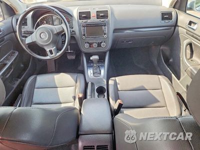 Zdjęcie 8 z 12 samochodu: 2010 VOLKSWAGEN JETTA SE VIN:3VWRZ7AJ8AM044854 - miniatura