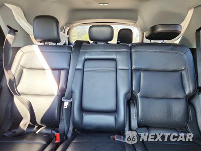 Zdjęcie 10 z 13 samochodu: 2020 FORD EXPLORER XLT VIN:1FMSK7DH6LGD12231 - miniatura