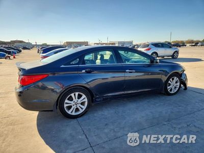 Trzecie zdjęcie samochodu z tyłu: 2013 HYUNDAI SONATA LIMITED VIN:5NPEC4AC8DH631939 - miniatura