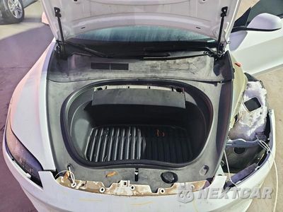 Zdjęcie 11 z 13 samochodu: 2024 TESLA MODEL 3 VIN:5YJ3E1EBXRF793255 - miniatura