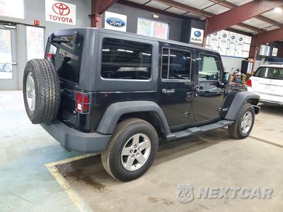 Trzecie zdjęcie samochodu z tyłu: 2012 JEEP WRANGLER UNLIMITED RUBICON VIN:1C4BJWFGXCL108514 - miniatura
