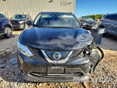 Piąte zdjęcie samochodu w środku: 2018 NISSAN ROGUE SPORT SL VIN:JN1BJ1CR8JW600899 - miniatura