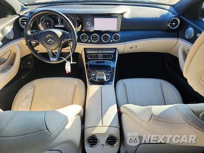 Zdjęcie 8 z 12 samochodu: 2017 MERCEDES-BENZ E 300 4MATIC VIN:WDDZF4KB6HA199112 - miniatura