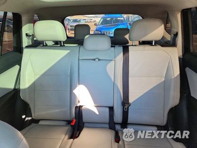 Zdjęcie 10 z 13 samochodu: 2018 VOLKSWAGEN TIGUAN SE VIN:3VV3B7AX3JM032887 - miniatura