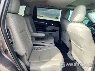 Zdjęcie 11 z 14 samochodu: 2019 TOYOTA HIGHLANDER LIMITED VIN:5TDYZRFH0KS337665 - miniatura