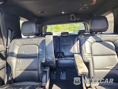 Zdjęcie 10 z 14 samochodu: 2019 LINCOLN NAVIGATOR RESERVE VIN:5LMJJ2LT8KEL23195 - miniatura