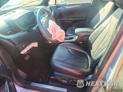 Zdjęcie 7 z 14 samochodu: 2018 LINCOLN MKC PREMIERE VIN:5LMCJ1D92JUL03423 - miniatura