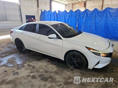 Czwarte zdjęcie samochodu z boku: 2021 HYUNDAI ELANTRA SEL VIN:5NPLS4AGXMH051086 - miniatura