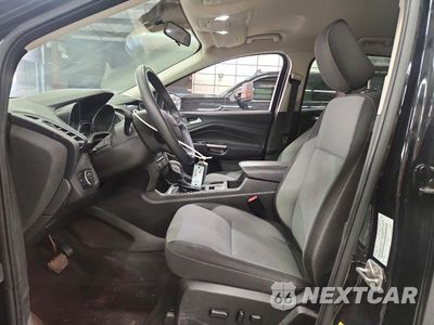 Zdjęcie 7 z 13 samochodu: 2019 FORD ESCAPE SE VIN:1FMCU9GD6KUB41760 - miniatura