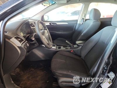 Zdjęcie 7 z 12 samochodu: 2017 NISSAN SENTRA S VIN:3N1AB7AP4HY251871 - miniatura