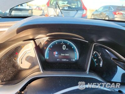 Zdjęcie 9 z 12 samochodu: 2016 HONDA CIVIC EX VIN:19XFC1F32GE013584 - miniatura