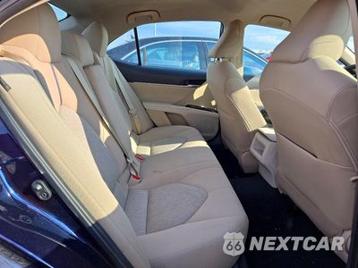 Zdjęcie 10 z 12 samochodu: 2022 TOYOTA CAMRY LE VIN:4T1R11AK8NU044043 - miniatura