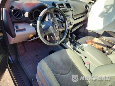 Zdjęcie 8 z 12 samochodu: 2010 TOYOTA RAV4 BASE VIN:JTMBF4DV7AD035312 - miniatura