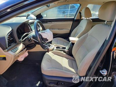 Zdjęcie 7 z 12 samochodu: 2017 HYUNDAI ELANTRA VALUE EDITION VIN:5NPD84LF4HH189302 - miniatura