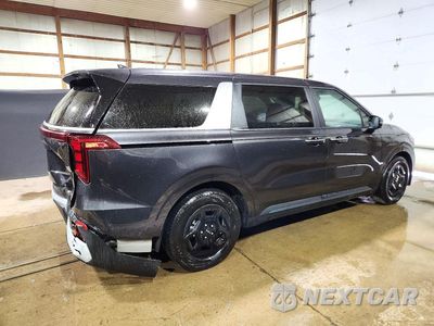 Trzecie zdjęcie samochodu z tyłu: 2026 KIA CARNIVAL LXS VIN:KNDNB5K35T6590640 - miniatura