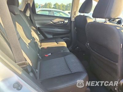Zdjęcie 11 z 13 samochodu: 2020 NISSAN ROGUE SV VIN:KNMAT2MV8LP511058 - miniatura
