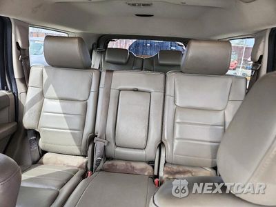 Zdjęcie 10 z 13 samochodu: 2006 JEEP COMMANDER VIN:1J8HH48N26C335067 - miniatura
