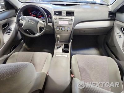 Zdjęcie 8 z 12 samochodu: 2010 TOYOTA CAMRY LE VIN:4T4BF3EK5AR031145 - miniatura