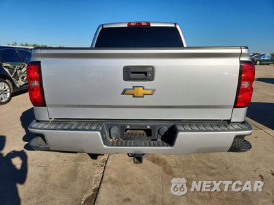 Zdjęcie 6 z 12 samochodu: 2018 CHEVROLET SILVERADO K1500 LT VIN:3GCUKREC3JG569716 - miniatura