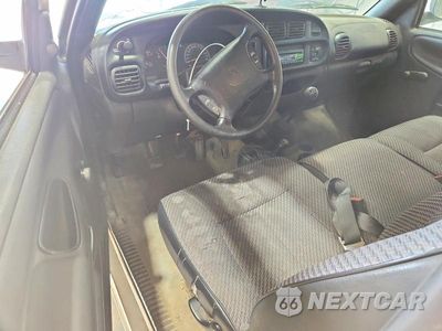 Zdjęcie 8 z 12 samochodu: 1998 DODGE RAM 2500 VIN:3B7KF26W5WM225390 - miniatura