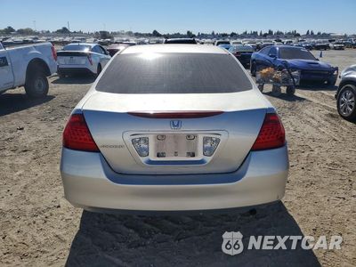 Zdjęcie 6 z 12 samochodu: 2006 HONDA ACCORD LX VIN:JHMCM56466C008828 - miniatura