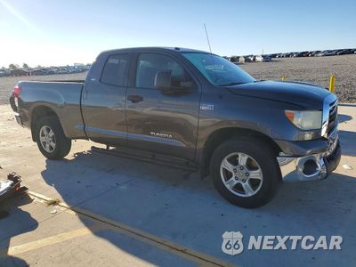 Czwarte zdjęcie samochodu z boku: 2011 TOYOTA TUNDRA DOUBLE CAB SR5 VIN:5TFUW5F17BX208626 - miniatura