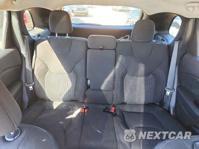 Zdjęcie 10 z 13 samochodu: 2020 JEEP CHEROKEE LATITUDE VIN:1C4PJLCB1LD620203 - miniatura