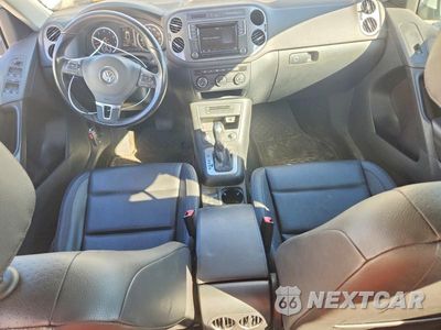 Zdjęcie 8 z 13 samochodu: 2017 VOLKSWAGEN TIGUAN S VIN:WVGAV7AXXHW508443 - miniatura