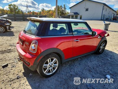 Trzecie zdjęcie samochodu z tyłu: 2012 MINI COOPER S VIN:WMWSV3C5XCTY16717 - miniatura