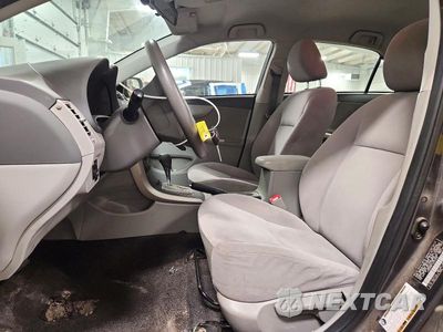 Zdjęcie 7 z 12 samochodu: 2010 TOYOTA COROLLA LE VIN:JTDBU4EE1AJ072703 - miniatura