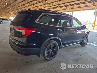 Trzecie zdjęcie samochodu z tyłu: 2022 HONDA PILOT SE VIN:5FNYF5H28NB021448 - miniatura
