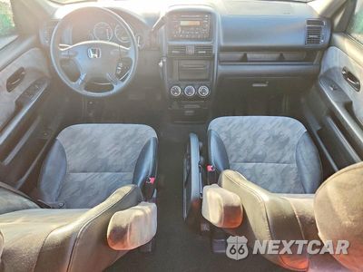Zdjęcie 8 z 13 samochodu: 2004 HONDA CR-V EX VIN:SHSRD78864U222833 - miniatura