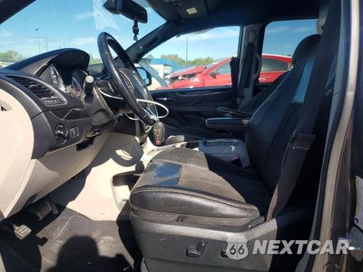 Zdjęcie 7 z 12 samochodu: 2019 DODGE GRAND CARAVAN SXT VIN:2C4RDGCG1KR755549 - miniatura