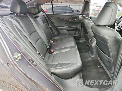 Zdjęcie 10 z 12 samochodu: 2016 HONDA ACCORD EXL VIN:1HGCR2F84GA116691 - miniatura