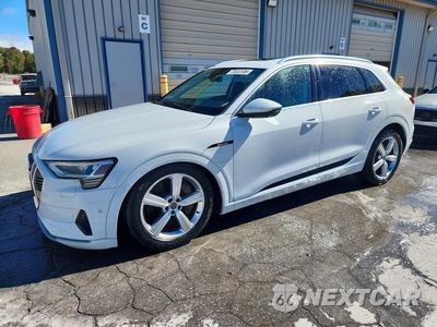 2019 AUDI E-TRON PREMIUM PLUS WA1LAAGEXKB022879 - główne zdjęcie licytacji z USA - miniatura