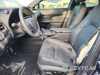 Zdjęcie 7 z 12 samochodu: 2026 LEXUS UX 300H PREMIUM VIN:JTHYBJAH7T2041367 - miniatura