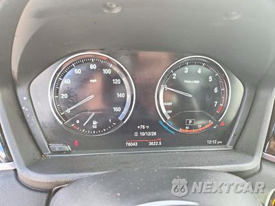 Zdjęcie 9 z 12 samochodu: 2018 BMW X1 XDRIVE28I VIN:WBXHT3C32J3H33481 - miniatura